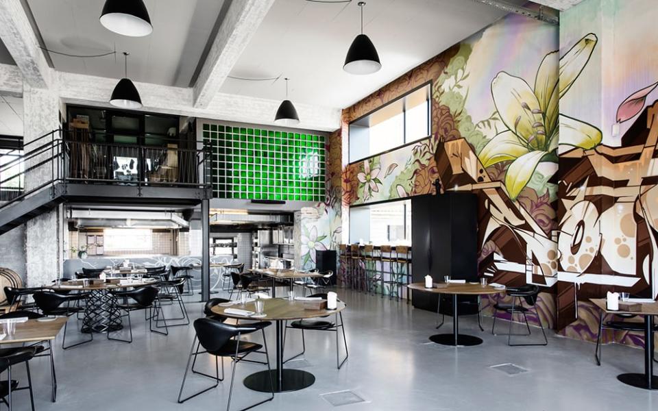 Amass, where organic, sustainable produce is served in an industrial dining room - Copyrighted