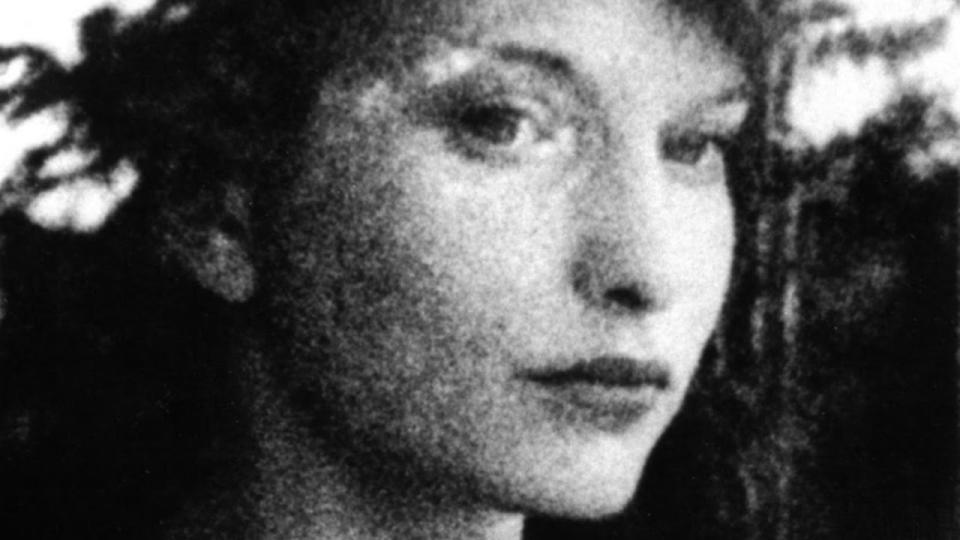 Maya Deren in Meshes of the Afternoon