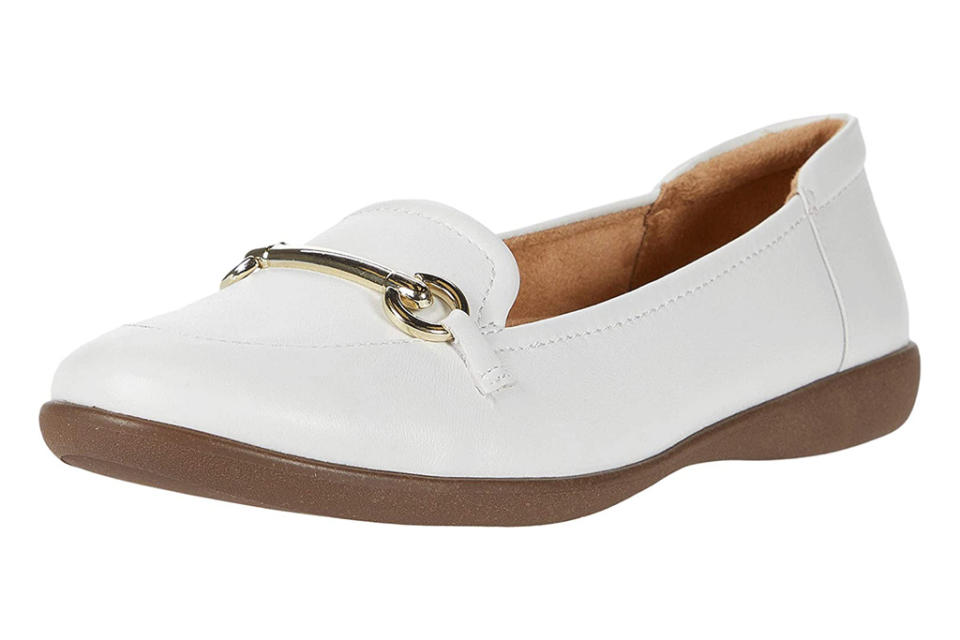 white loafers, loafers, driving shoes, gold, naturalizer