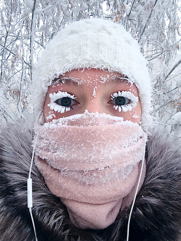 russia extreme cold frozen eyelashes