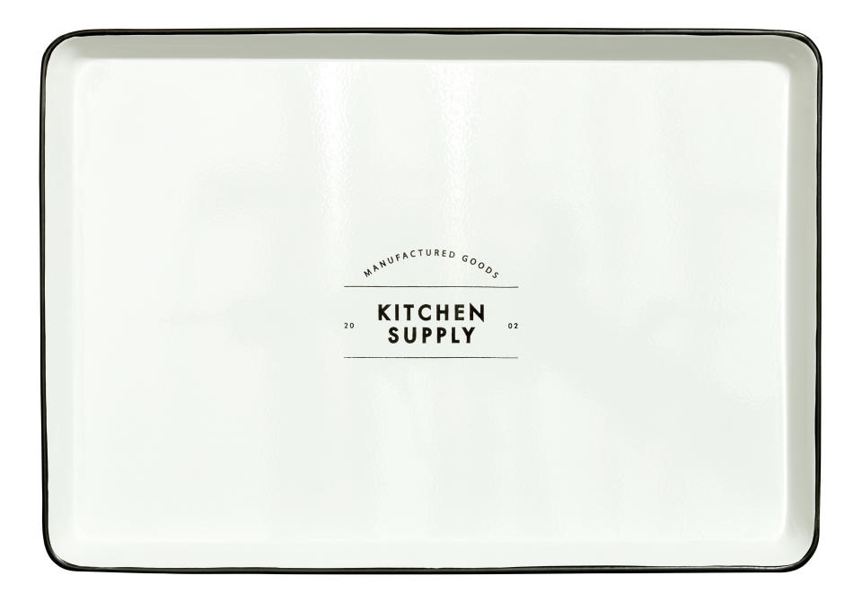 Buy this <a href="http://www.hm.com/us/product/72007?article=72007-A" target="_blank">'Kitchen Supply' metal tray</a>&nbsp;for $17.99