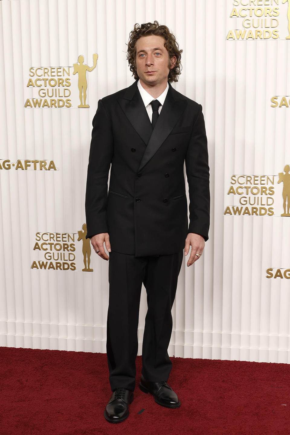 LOS ANGELES, CALIFORNIA - FEBRUARY 26: Jeremy Allen White attends the 29th Annual Screen Actors Guild Awards at Fairmont Century Plaza on February 26, 2023 in Los Angeles, California. (Photo by Frazer Harrison/Getty Images)