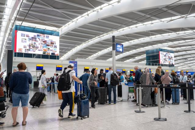 London Heathrow Airport Credits Transatlantic Flying For Traffic Recovery