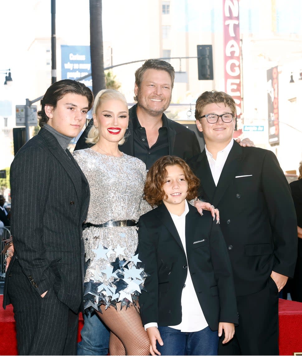 Gwen Stefani and Blake Shelton with sons