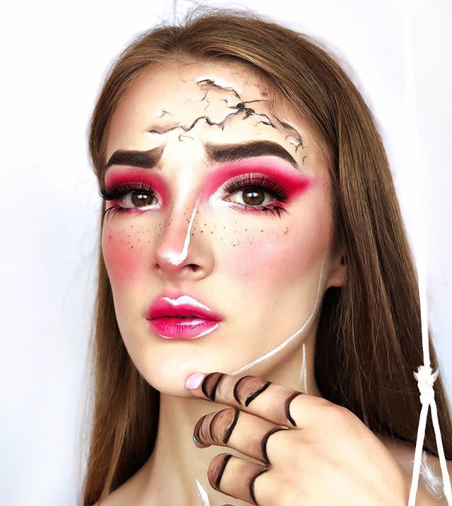 9) This Broken Doll Makeup for Halloween