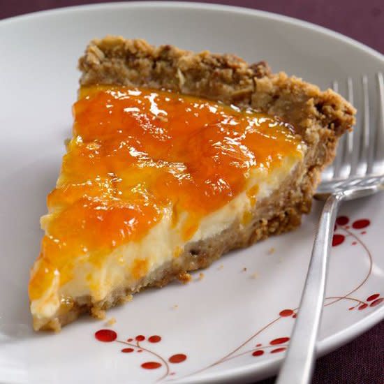 Yogurt and Apricot Pie with Crunchy Granola Crust