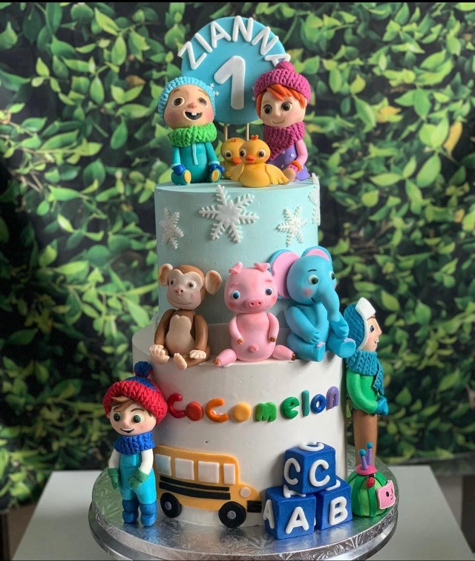 Monkeys, elephants, pigs and ducks are all part of the best birthday cake.