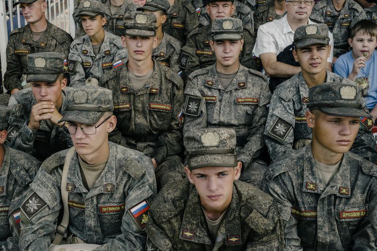 Conscriptos en el campo de entrenamiento de Alabino, en las afueras de Moscú