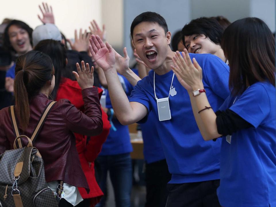 iphone store launch happy customer