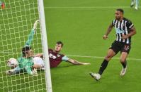 Premier League - Newcastle United v Burnley