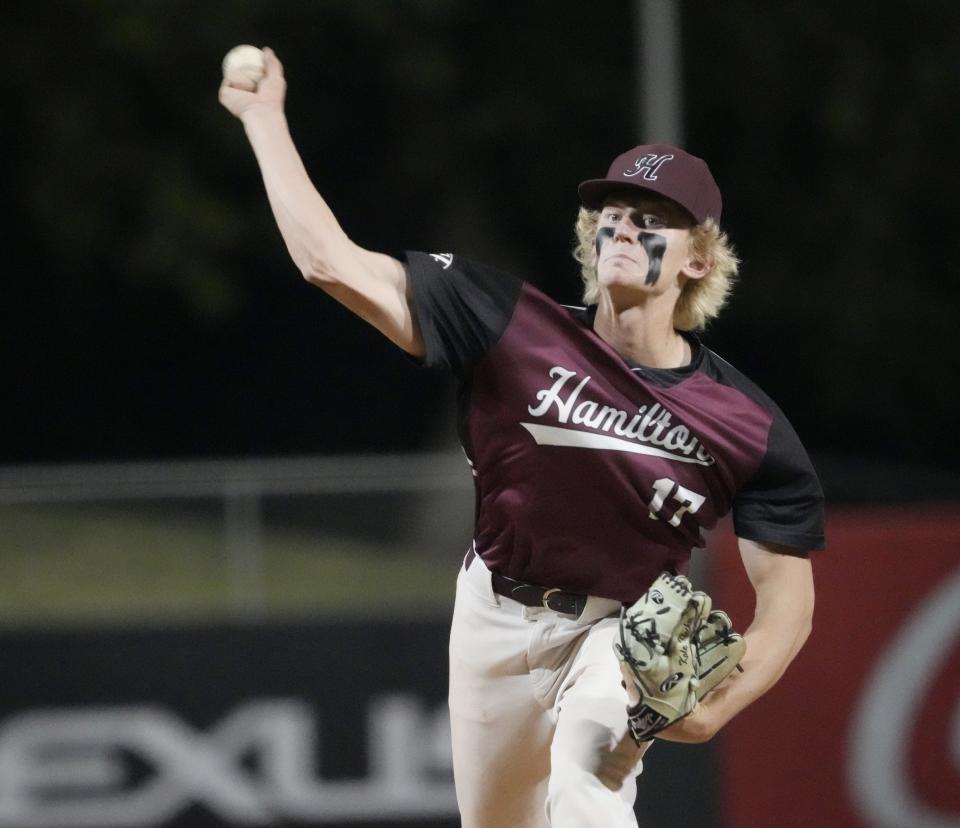 May 17, 2022; Tempe, Arizona, USA; Hamilton's Kole Klecker (17) throws against Chandler during the 6A baseball final at Tempe Diablo Stadium.