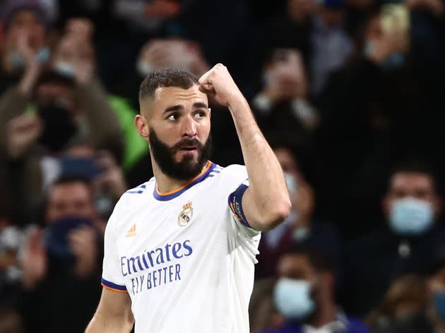 Ce mercredi 3 novembre, le Français Karim Benzema a inscrit un doublé crucial et historique pour le Real Madrid, puisqu'il a notamment marqué le 1000e but de son club en Ligue des champions, un record. (Photo: Sergio Perez / Reuters)