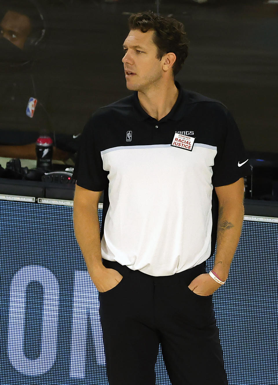 Sacramento Kings head coach Luke Walton looks on against the Los Angeles Lakers during the second quarter of an NBA basketball game Thursday, Aug. 13, 2020, in Lake Buena Vista, Fla. (Kevin C. Cox/Pool Photo via AP)