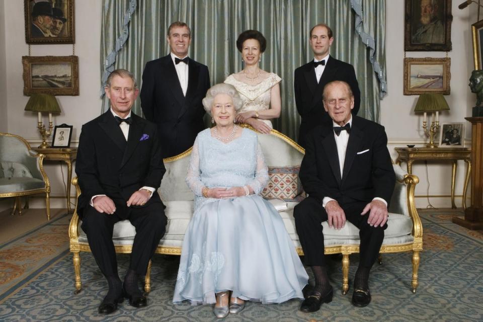 Queen Elizabeth with her late husband Prince Philip, with The Prince of Wales,  Princess Anne, The Princess Royal, The Duke of York and  The Earl of Wessex (Getty Images)