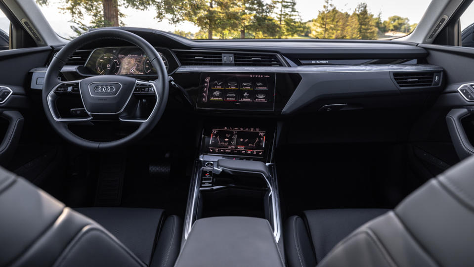 The interior of the 2024 Audi Q8 e-tron.