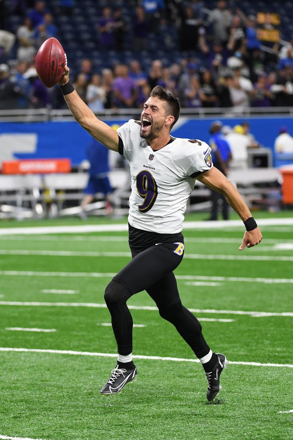 Baltimore Ravens kicker Justin Tucker celebrates his winning field goal to defeat the Detroit Lions, 19-17, at Ford Field on Sept.26, 2021 in Detroit.