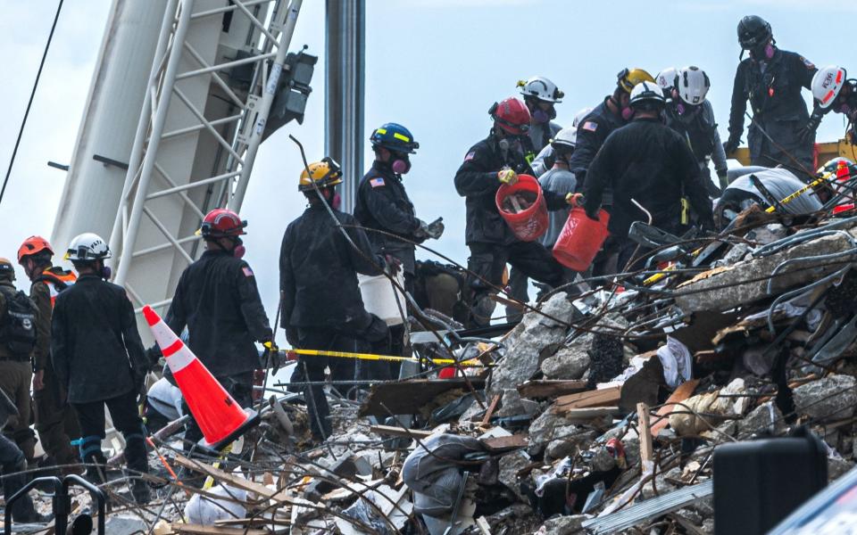 Miami building collapse - Giorgio VIERA/AFP/Getty Images