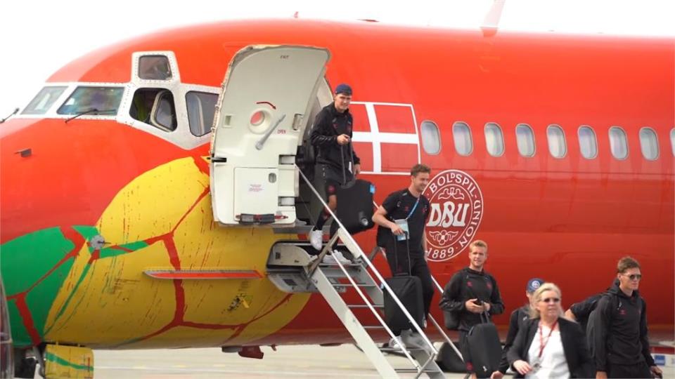 丹麥止於歐國盃四強　球員歸國獲英雄式歡迎