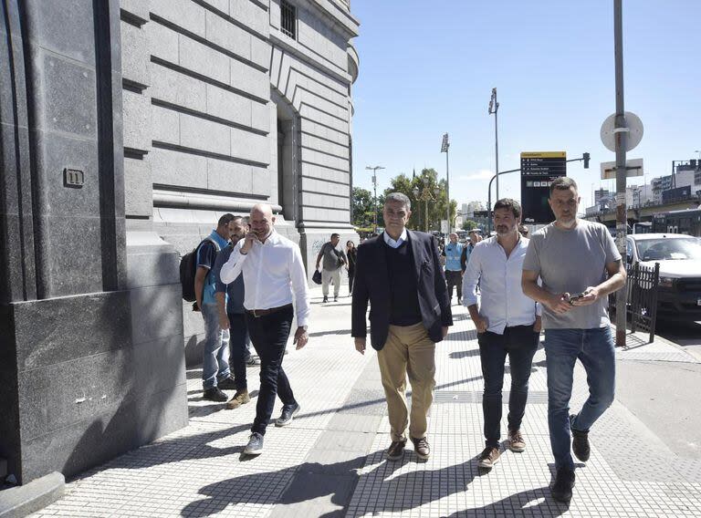 Jorge Macri visitó Constitución luego del operativo de desalojo de manteros ilegales