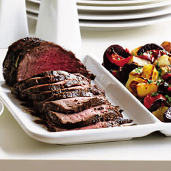 Spiced beef with roasted vegetables