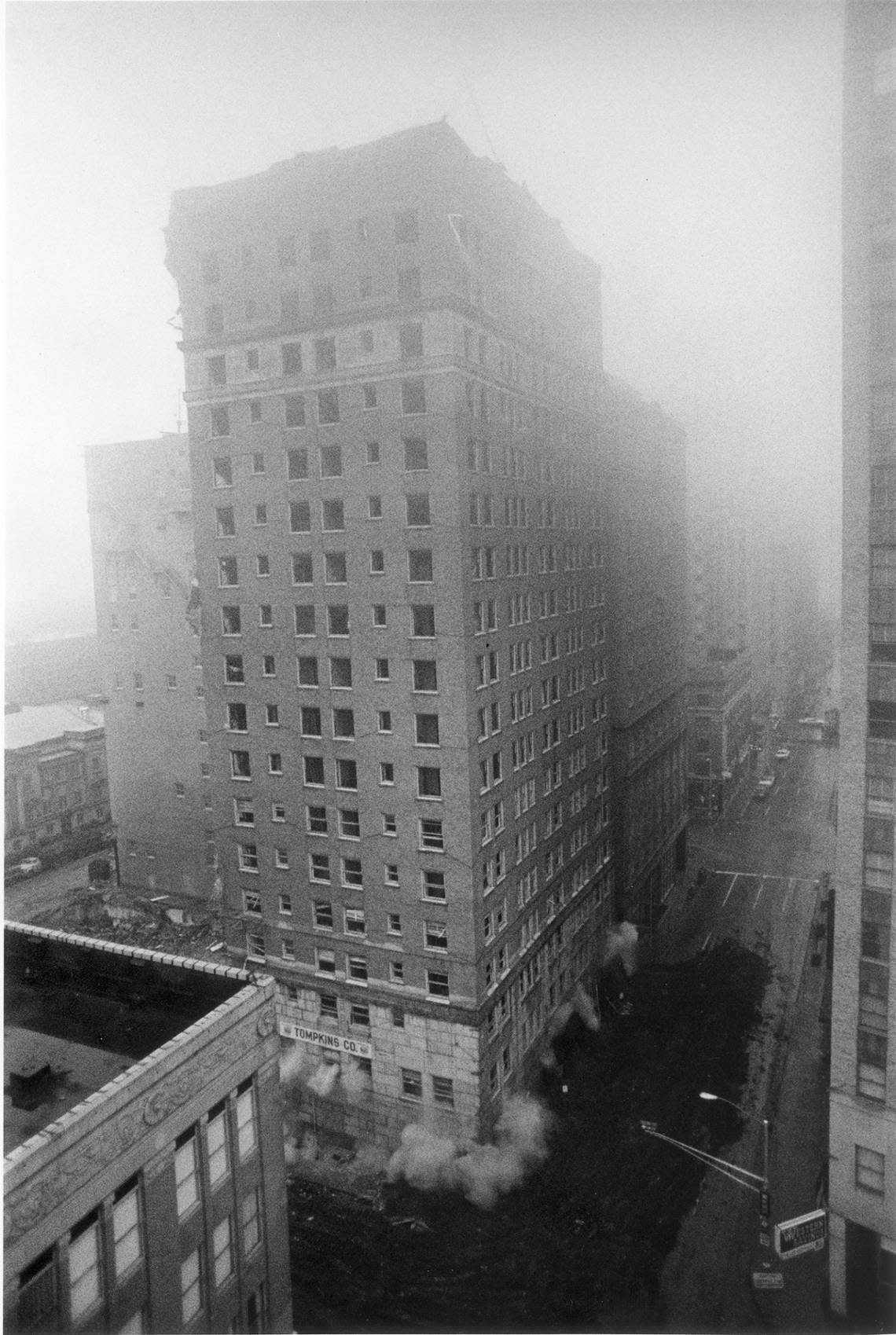 Oct. 29, 1972: Demolition of Worth Hotel, 7th and Taylor streets, Fort Worth