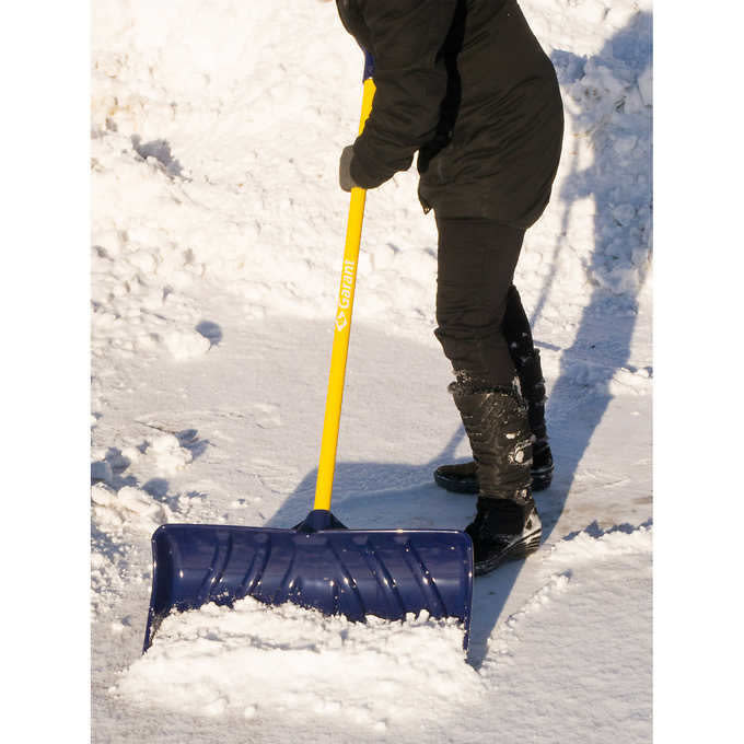 61 cm (24 in.) Fibreglass Snow Pusher Shovel 