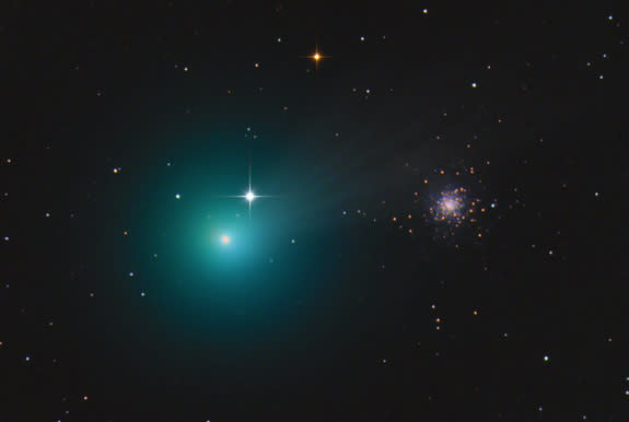 The bright green Comet Lovejoy (C/2014 Q2) is wowing stargazers in telescope and binocular views this week. Astrophotographer Chris Schur captured this view of Comet Lovejoy on Dec. 28, 2014 from Payson, Arizona.