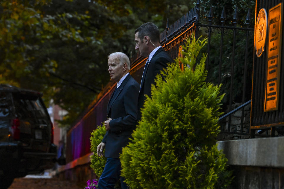 El presidente Joe Biden disfruta contar relatos para establecer conexiones con la audiencia, pero sus historias informales muchas veces son más bien fábulas personales. (Kenny Holston/The New York Times)
