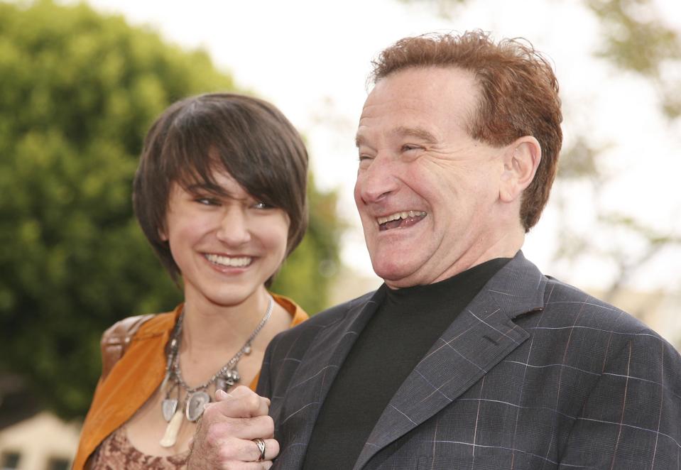 LOS ANGELES - APRIL 23:  Actor Robin Williams (R) and daughter Zalda pose at the premiere of Columbia Picture's "RV" at the Village Theater on April 23, 2006 in Los Angeles, California. (Photo by Kevin Winter/Getty Images)