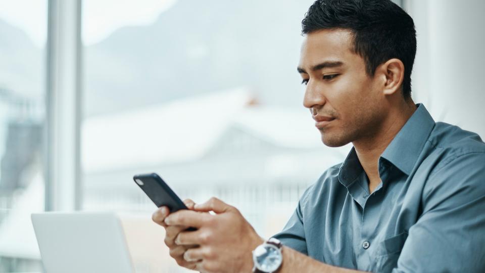 Cinco formas de hacer que tu teléfono dure más