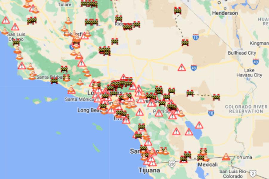 Vialidades cerradas y calles inundadas por Hilary en California