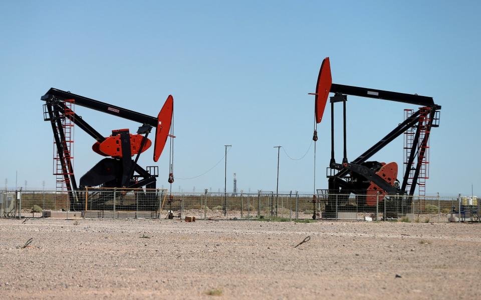 Oil prices energy omicron Covid - REUTERS/Agustin Marcarian/File Photo