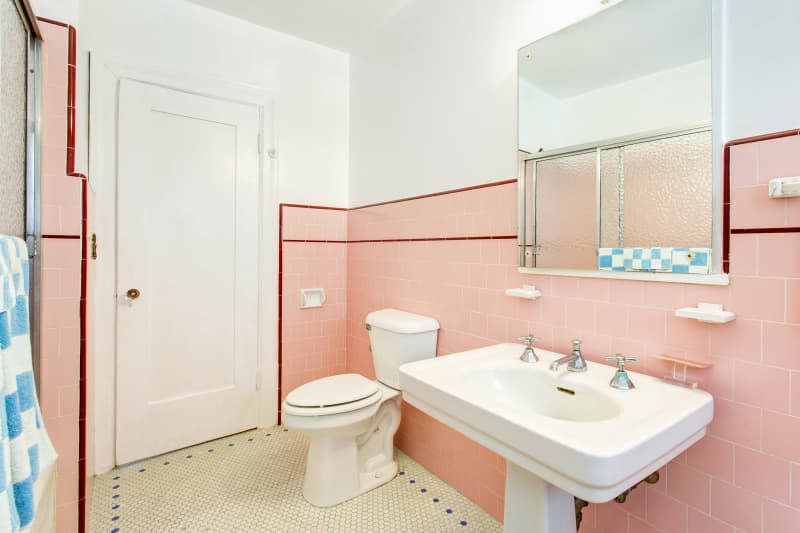 Vintage pink and white bathroom