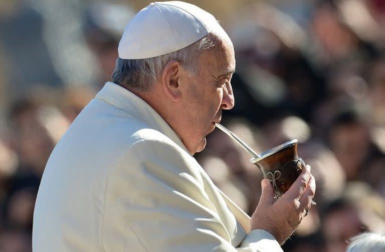 El Papa Francisco es un impulsor del mate en Europa.