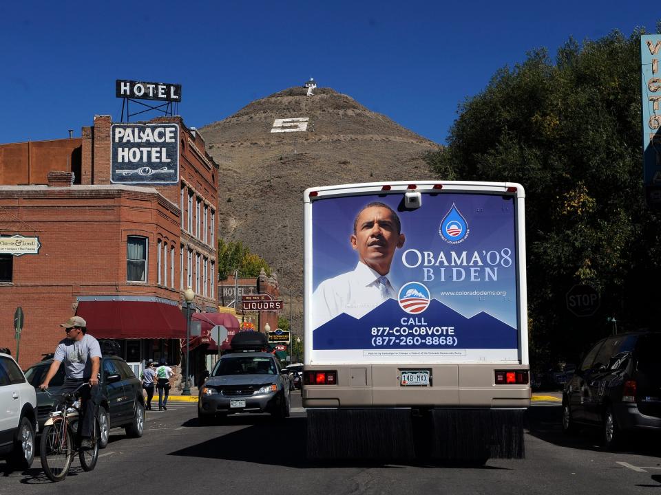 obama campaign bus tour