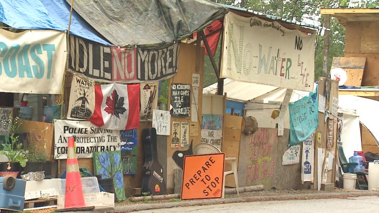 Members of pipeline protest camp want to meet with City of Burnaby over eviction notice