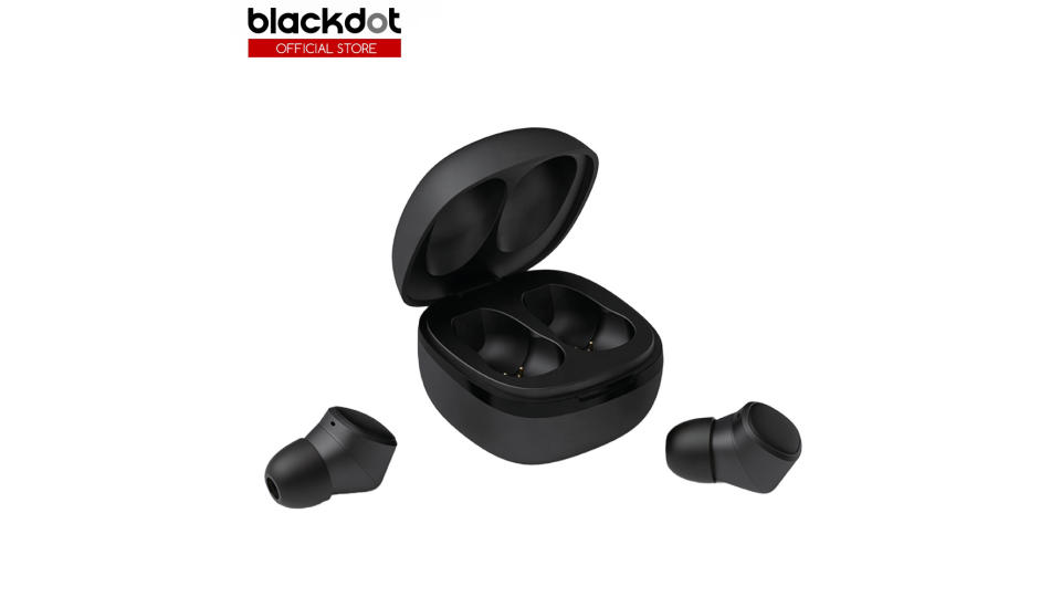 Blackdot Pro Wireless Earbuds With 52 Hrs Music, High Bass, High Audio Quality, One Touch Control And IPX6 Waterproof. (Photo: Shopee SG)