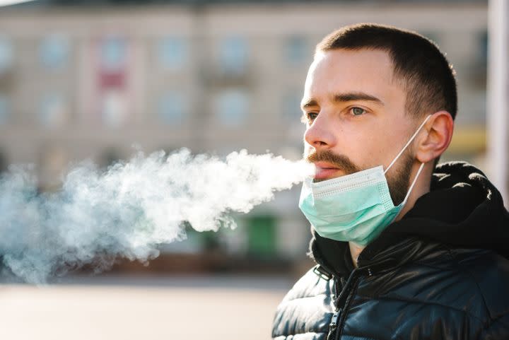 El consumo de tabaco es un importante factor de riesgo en la incidencia de la infección por SARS-CoV-2 y de la severidad en la progresión de la enfermedad, tal y como ha demostrado hasta el momento la evidencia científica. (Foto: Getty)