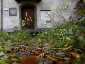 File photo of the entrance of the house of art collector Cornelius Gurlitt is pictured in Salzburg November 6, 2013. REUTERS/Dominic Ebenbichler/Files