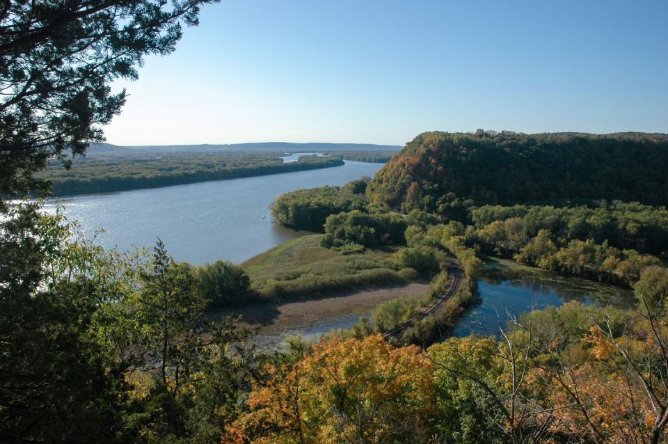 <p><a href="https://www.nps.gov/efmo" rel="nofollow noopener" target="_blank" data-ylk="slk:Effigy Mounds National Monument;elm:context_link;itc:0;sec:content-canvas" class="link "><strong>Effigy Mounds National Monument</strong></a></p><p>This scenic, preserved space highlights the Effigy Mounds created by American Indian tribes into animal shapes.</p>