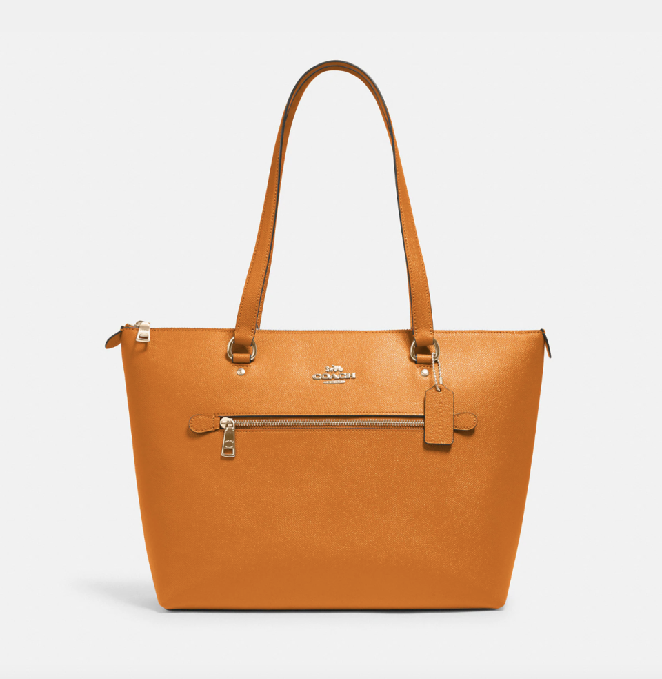 Coach Outlet Gallery Tote in IM/Light Orange (Photo via Coach Outlet)