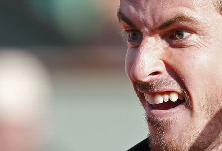 Andy Murray of Britain reacts during the men's singles match against Facundo Arguello of Argentina at the French Open tennis tournament at the Roland Garros stadium in Paris, France, May 25, 2015. REUTERS/Jean-Paul Pelissier