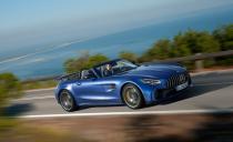 <p>As the softtop version of the GT R coupe, Mercedes-AMG's self-professed "top model," it should come as little surprise that roadster's DNA is a near match for that of the coupe.</p>