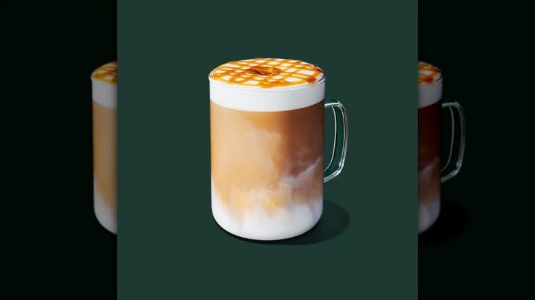 Caramel macchiato with cake 