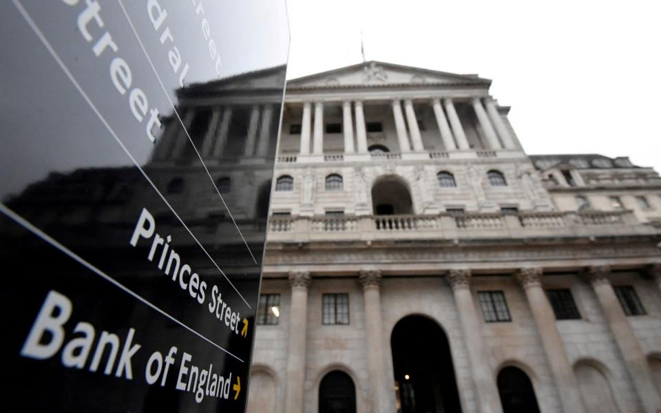 Bank of England pound sterling FTSE 100 markets -  REUTERS/Toby Melville//File Photo