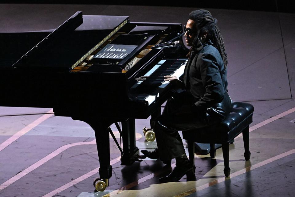 US musician Lenny Kravitz performs onstage during the 95th Annual Academy Awards at the Dolby Theatre in Hollywood, California on March 12, 2023.