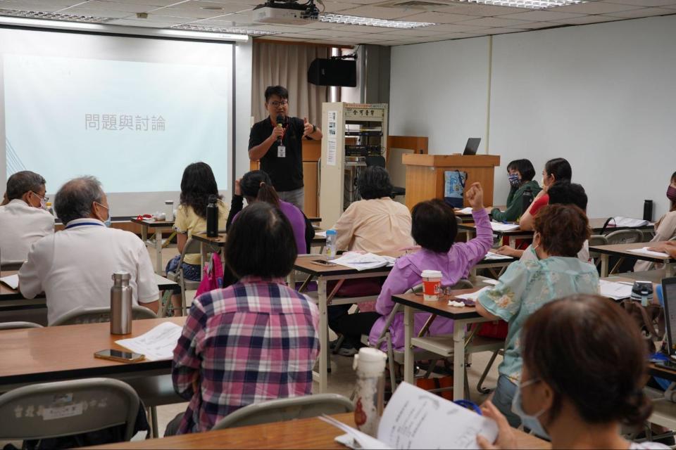 華科基金會舉辦的護耳推廣講師培訓。
