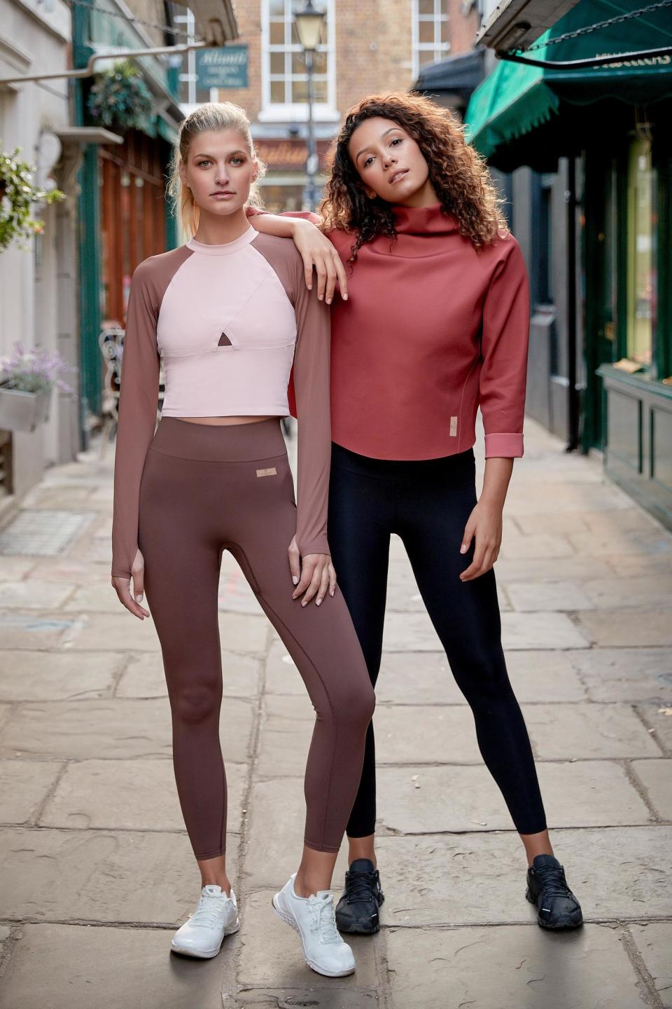 evveervital Breathe sports bra in rich mocha (£50) and Hops legging in rich mocha (£68)