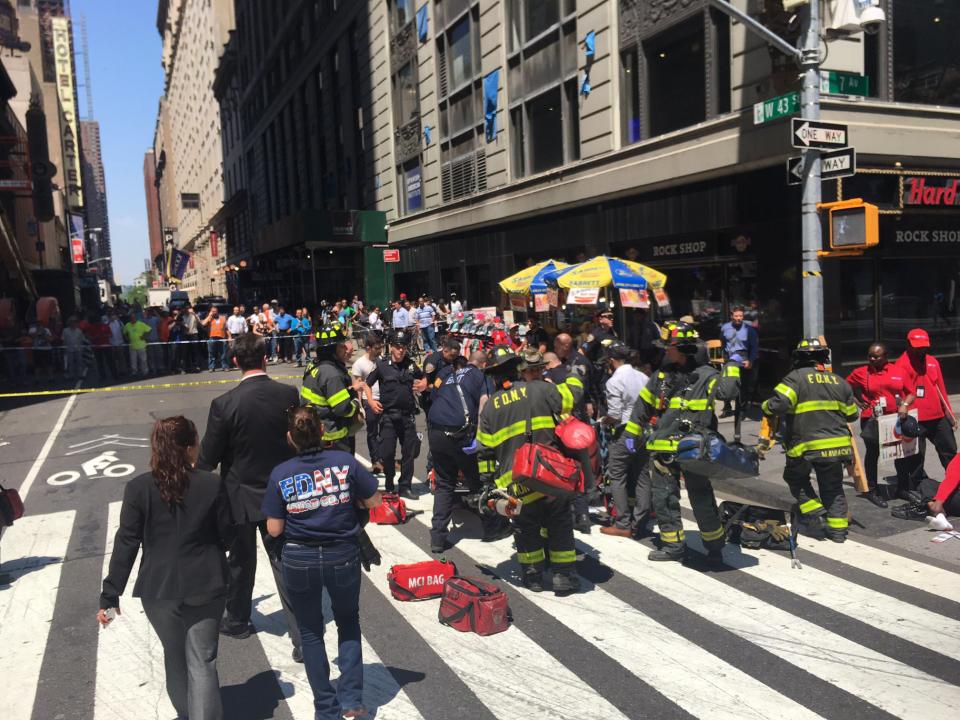 Vehicle strikes pedestrians in Times Square