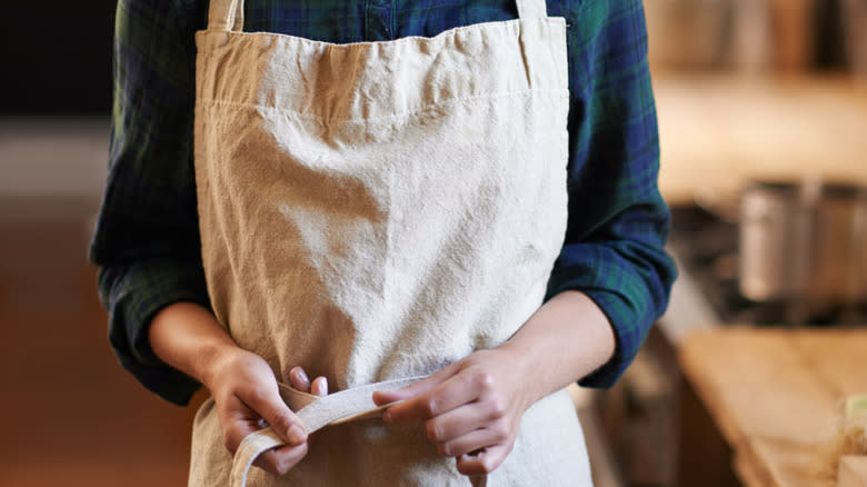 close up apron